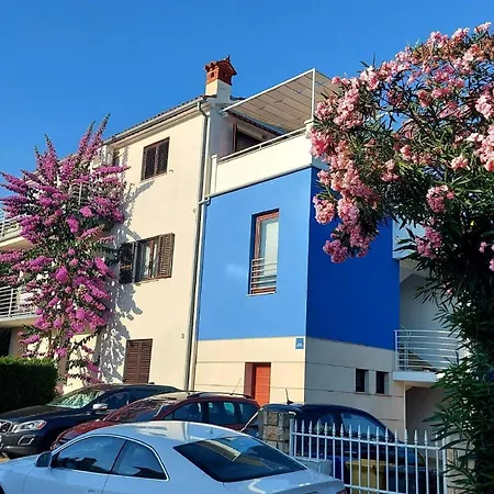 Apartment Grosse In Mit Eigenem Balkon